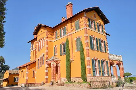 Holiday castle for rent in Cote d'Azur